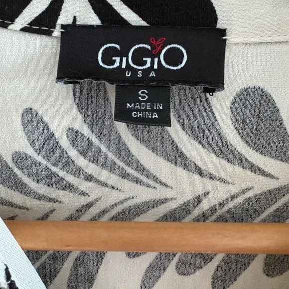GIGIO SIZE SMALL… NEVER WORN LONG DRESS AND COMFY! - Picture 3 of 7